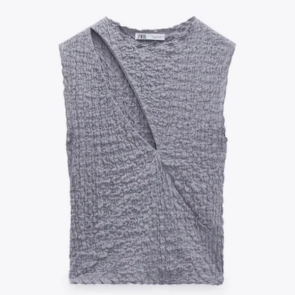 Zara Textured Cut Out Top - Picture 3 of 11